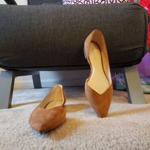 Camel pointed toe flats